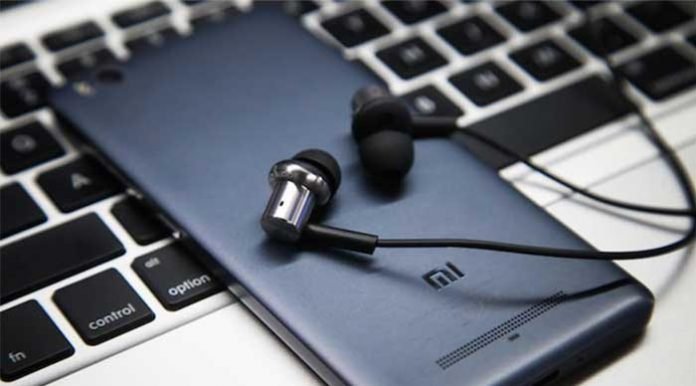 Best Earbuds Under 50 in 2017 Best Earbuds Under 50 in 2017